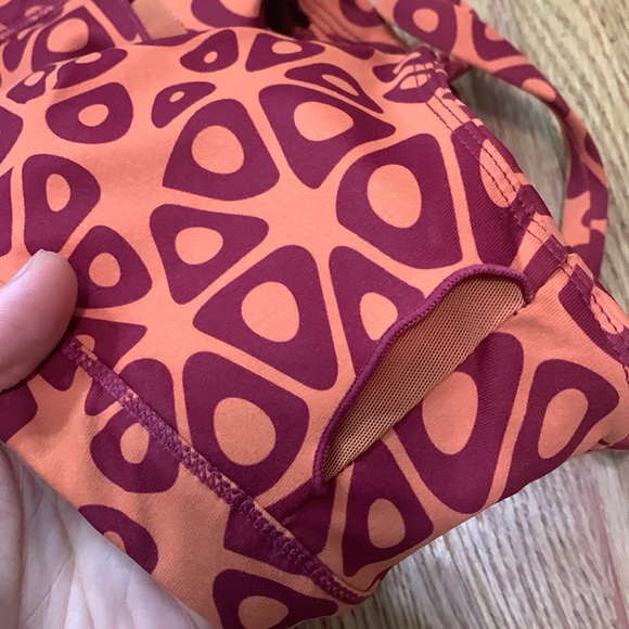 Vitality Sports Bra - Picture 7 of 8